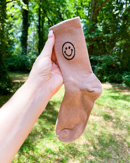 SMILEY FACE SOCKS - Honey Todd